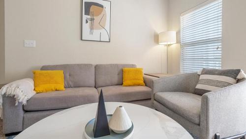 New Braunfels Apartment | Landing at Mission Hill - 2 Bedrooms in Downtown New Braunfels