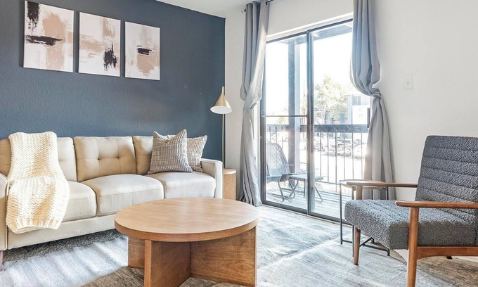 Windsor Park Apartment | Landing at Mueller Flats - 1 Bedroom in Windsor.