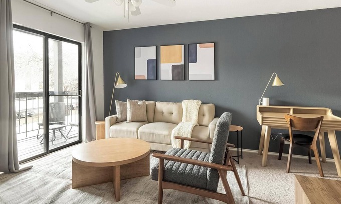 Windsor Park Apartment | Landing at Mueller Flats - 1 Bedroom in Windsor.