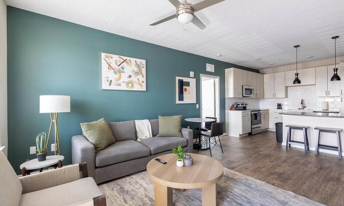 Kenton Apartment | Landing at Tapestry Turfway - 2 Bedrooms in Flo.