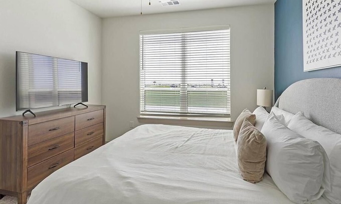 Anna Apartment | Landing at The Quinn - 2 Bedrooms in Anna