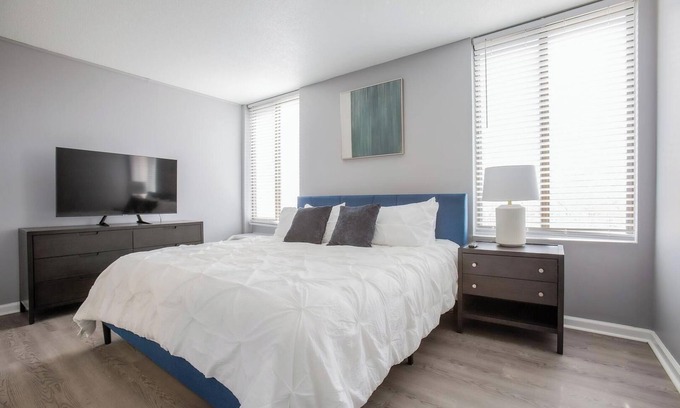Fort Wayne Apartment | Landing at Three Rivers - 2 Bedrooms in Central.