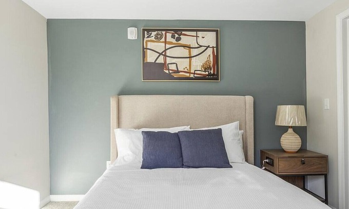 Midlothian Apartment | Landing at Winterfield at Midlothian Apartments - 1 Bedroom in Downtown Midlothian