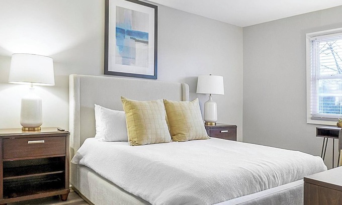Indianapolis Apartment | Landing | Incredible 2BD, Gym, Pool