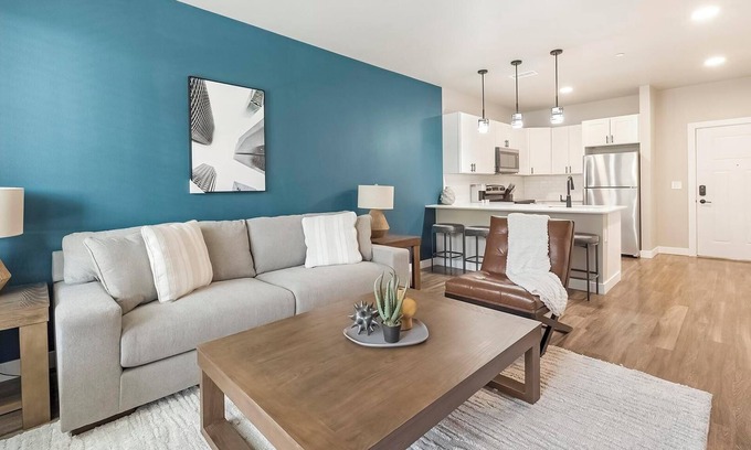 Goodyear Apartment | Landing | Stylish 1BD, Clubhouse