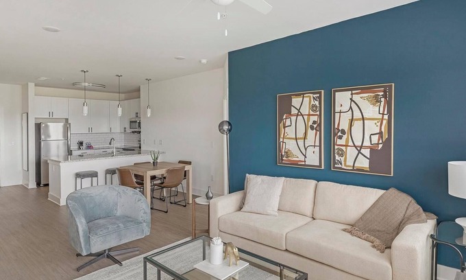 Athens Apartment | Landing | Stylish 2BD, Pool, Yoga Studio