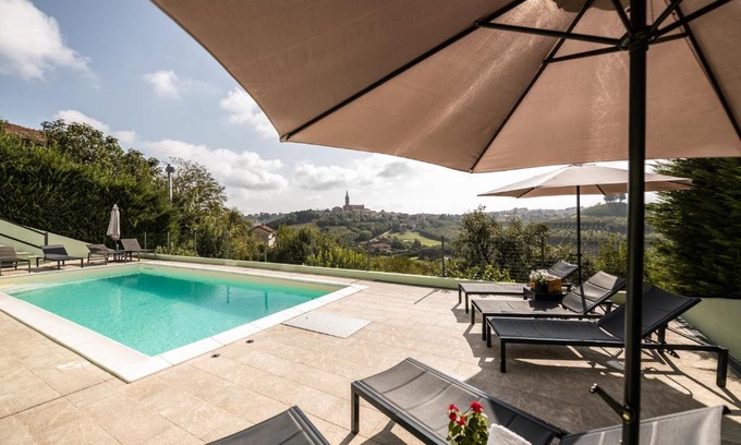Priocca Bed & Breakfast | Lange