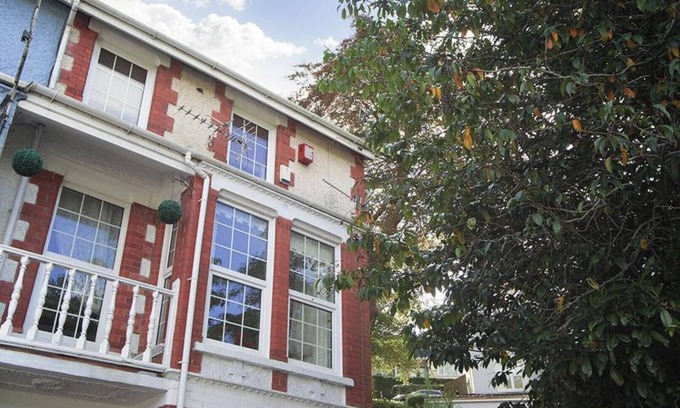 Mumbles Apartment | Langland Road Apt - Two Bedroom Apartment, Sleeps 4