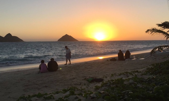 Lanikai Cottage | LANIKAI Plantation Cottage located only 3 houses from famous Lanikai Beach