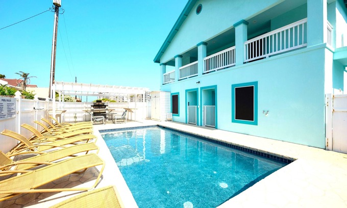 South Padre Island Condo | Lantana Retreat - Cozy 2BR w/Pool, No Stairs