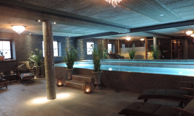 Laholm Hotel | Lanthotell Lögnäs Gård