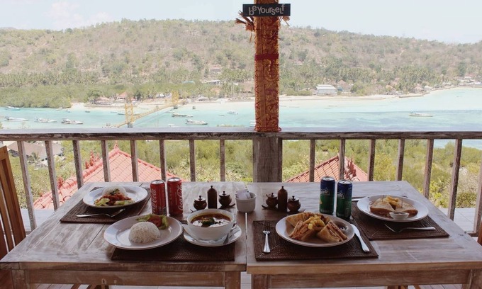 Mushroom Bay House | Lanussa Hill Villa, Lembongan Ocean View villa