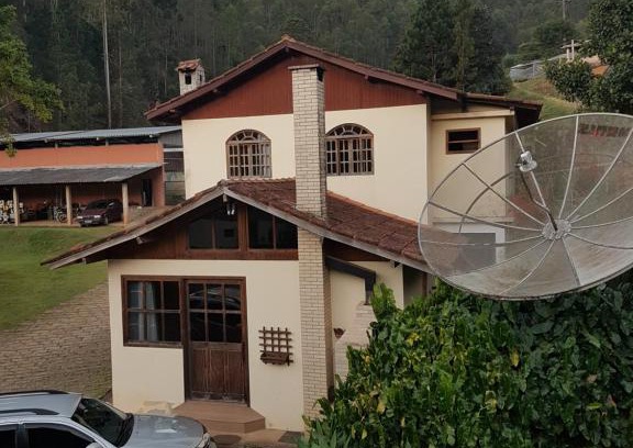 Arace House | LarDoceFesta Home