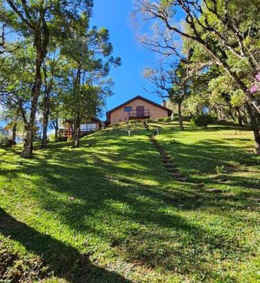 Monte Verde House | Lareira forno e fogao a lenha nas montanhas