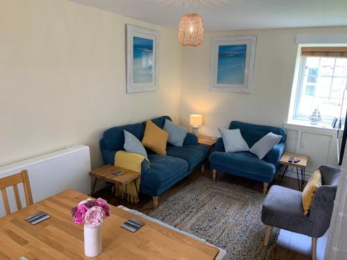Sennen Apartment | Large 3 bedroom flat in Sennen