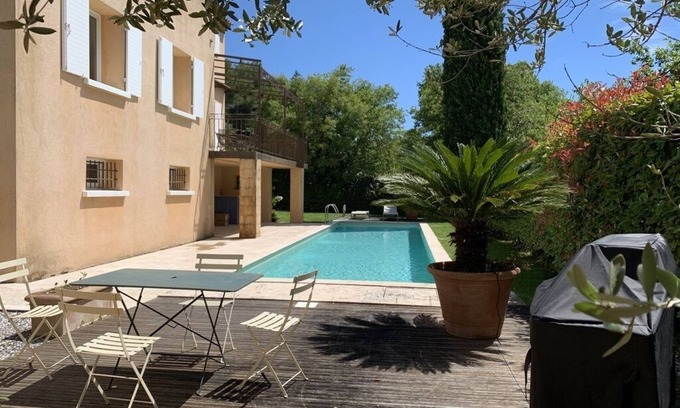 Est House | Large air-conditioned villa with heated pool in secure residence
