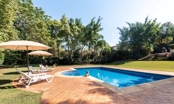 Itu Cottage | Large and Charming Country House - Vila Real de Itu Condominium