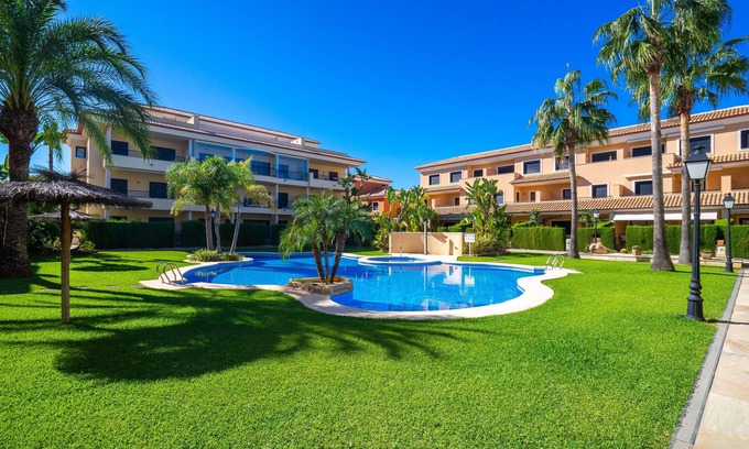Platja de l'Arenal Apartment | Large and comfortable apartment with communal pool in Javea, Costa Blanca, Spain for 8 persons