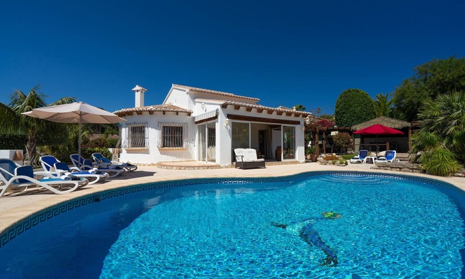 Media Luna Villa | Large and comfortable villa with private pool in Javea, on the Costa Blanca, Spain for 6 persons