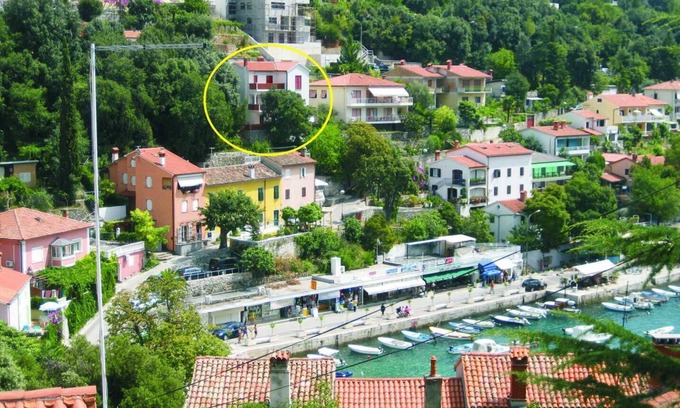 Rabac Apartment | Large apartment, sea view, top location, close to the beach, balcony, parking lot, pets allowed