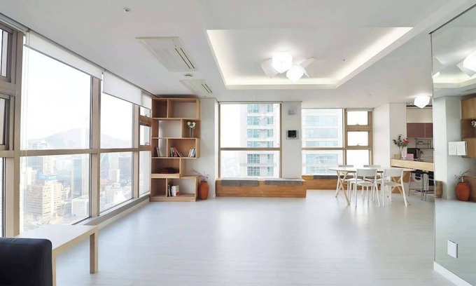 Jungnim-dong Apartment | Large Apt, Awesome View, Seoul STN