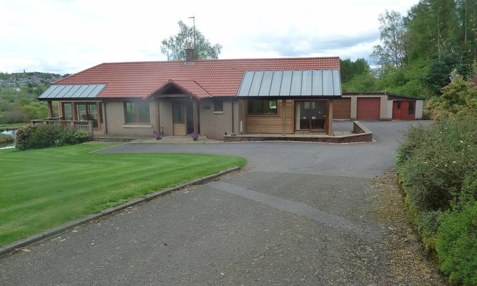 Crieff House | Large Bungalow With Fabulous View Overlooking Large Pond, With Views Of Crieff A