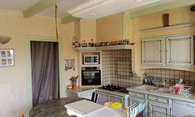 Ceaux-d'Allegre House | Large country house with swimming pool and playground.