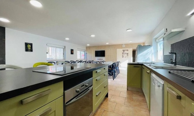 Azay-sur-Cher House | Large gîte in a riverside setting on the banks of the Cher river