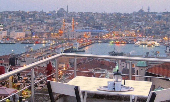 Galata Apartment | Large Groups - Space, Style, Views in Galata!