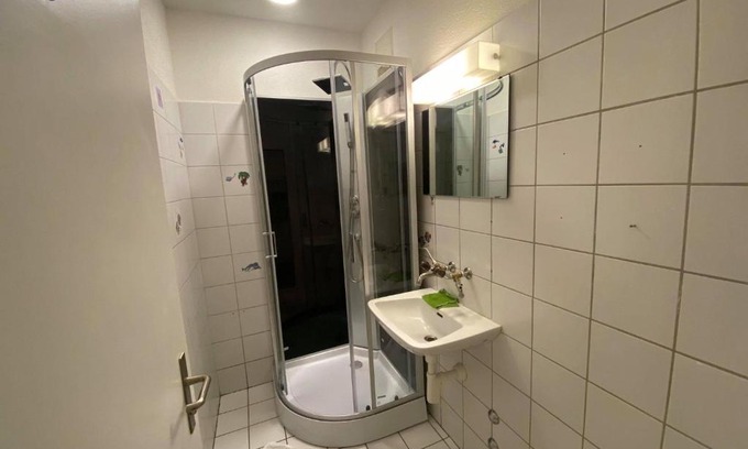 Gundeldingen House | Large Guest Room in Guest House