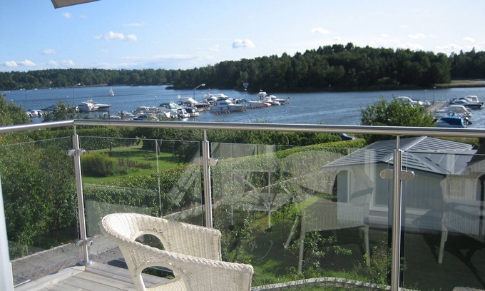 Danderyd House | Large house near water, swimming and scenic areas!