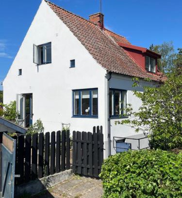 Kivik Villa | Large house with sea view