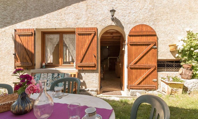 Villar-Saint-Pancrace Apartment | Large mezzanine studio with garden and parking, 4 people - Villar-Saint-Pancrace