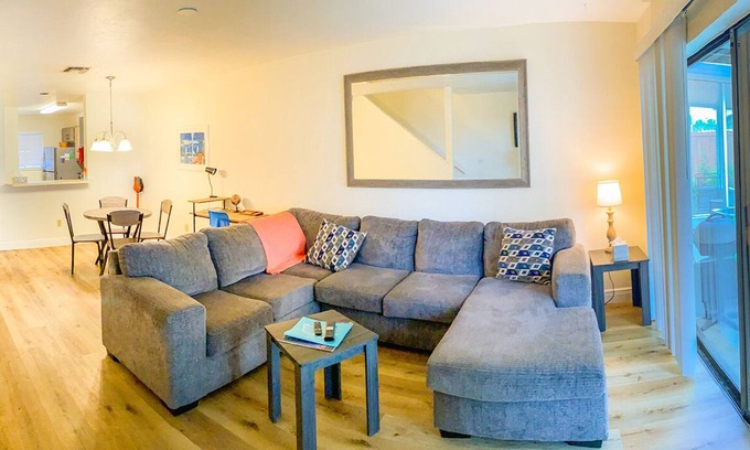 Ocala House | Large Modern Townhome 10 Miles to WEC and HItts, 1 Mile to Ocala Golf Club