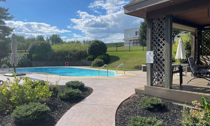 Manheim Other | Large Picturesque Farmhouse Nestled On 92 Acres In Beautiful Lancaster County