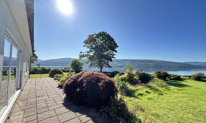 Inveraray Cottage | Large Sleeps 10 Cottage with Loch Views Big Garden