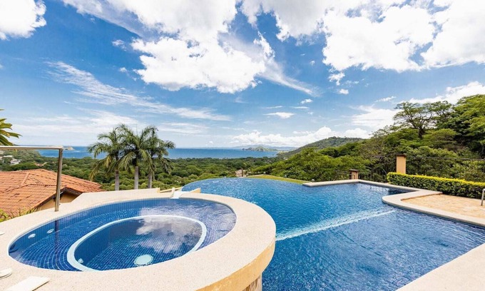 Playa Hermosa House | Large, spacious home for family gatherings. The stunning infinity edge pool overlooks the breathtaking sites of the Bay of Papagayo.