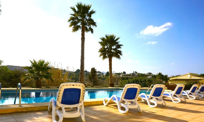 Paratella Cottage | Large Villa with 3 Independent Houses. Designed to enjoy with the family.