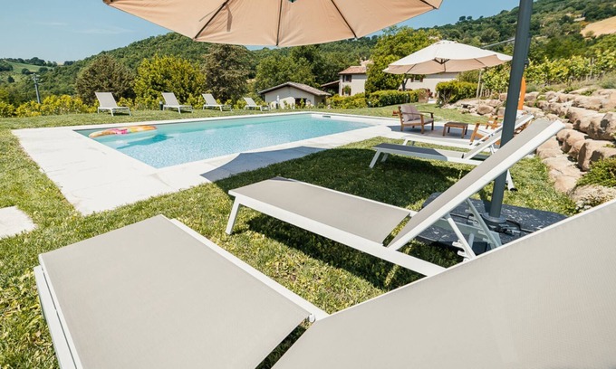 Urbino House | Large villa with private pool near Urbino