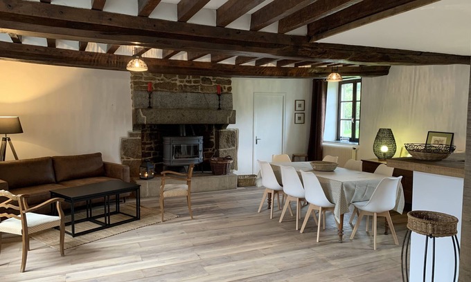Joue-du-Bois Cottage | Large, warm and quiet country house