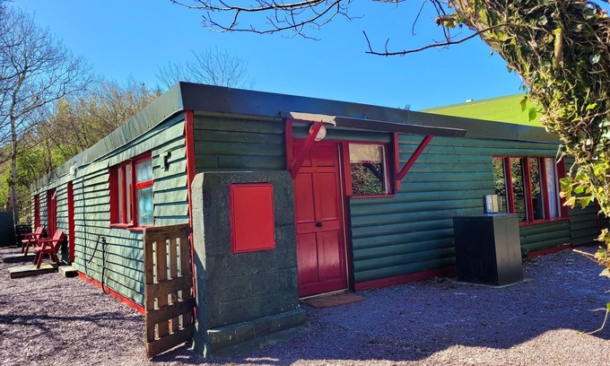 Inch Cabin | Large wood cabin 5 min drive to Inch beach on the Wild Atlantic Way in Co kerry