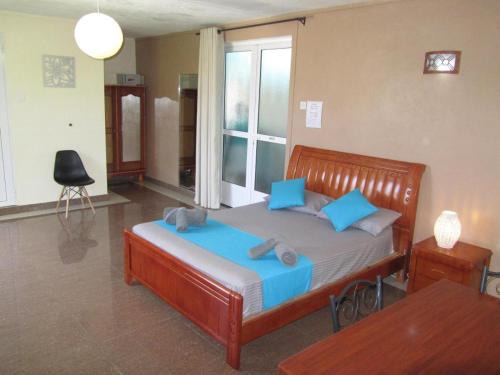 Flic-en-Flac Apartment | Lariad BNB