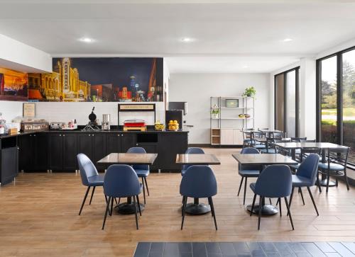 Thurston Hotel | Larkspur Landing Ann Arbor