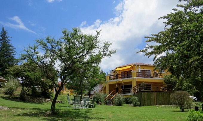 Los Reartes Cabin | LAS PRINCESAS Cabañas frente al rio