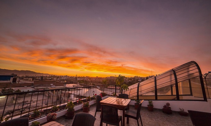 Historical Center Bed & Breakfast | Las Torres de Ugarte