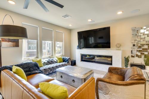 Enterprise House | Las Vegas Home with Terrace about 10 Mi to the Strip!