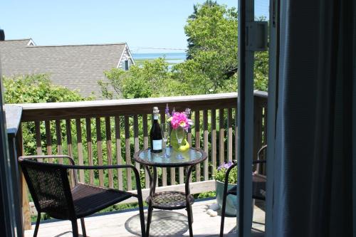 Cummaquid Bed & Breakfast | Lavender Bay