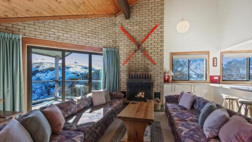Hotham Heights Apartment | Lawlers 1