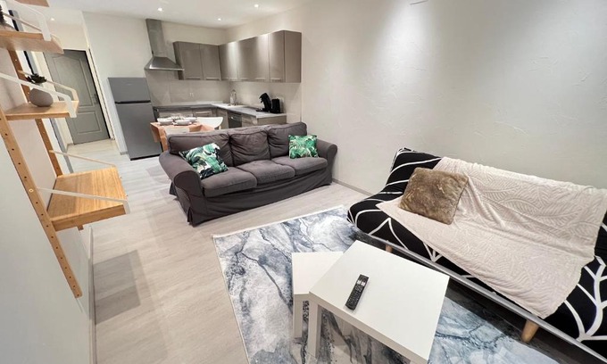 Val de Briey Apartment | Le Briotin Moderne Plein Pied Un-Séjour-à-Part