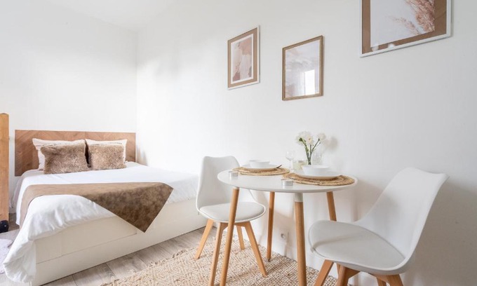 Alfortville Apartment | Le César Cinéma 10 mn Paris Gare de Lyon et 5 minutes RER